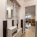 Ferienwohnung Tating Apartman